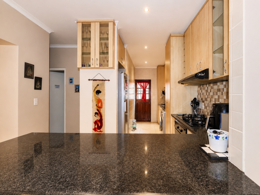3 Bedroom Property for Sale in Parklands Western Cape